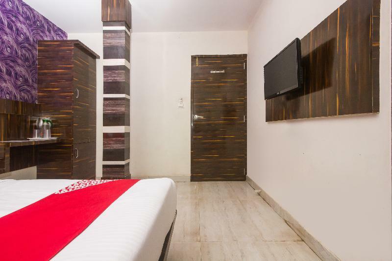 Oyo 8193 Hotel Pearl View Mumbai Dış mekan fotoğraf