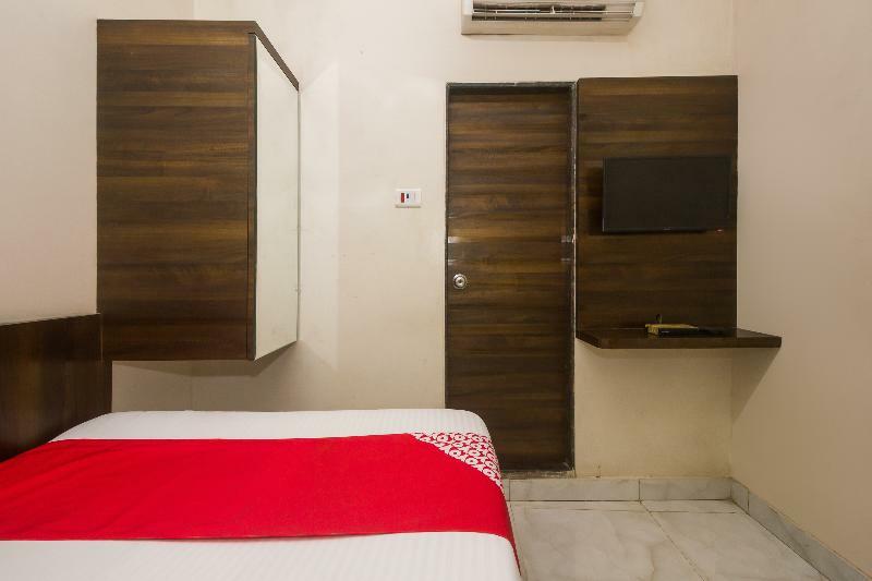 Oyo 8193 Hotel Pearl View Mumbai Dış mekan fotoğraf